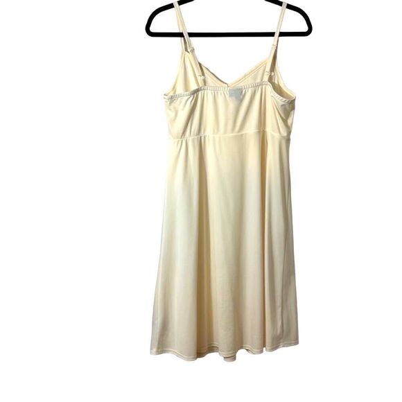 Torrid semi-sheer floral print dress w separate slip smocking detail 0 ( L) - Picture 5 of 16